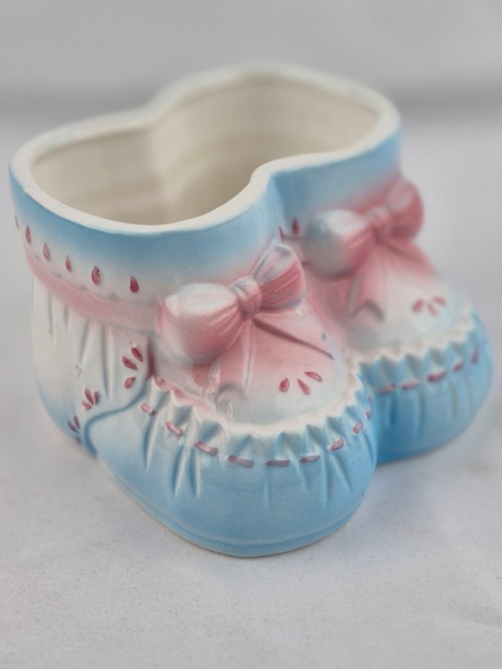 Vintage 1984 My-Neil Imports Ceramic Baby Booties Planter Pastel Pink Baby Blue
